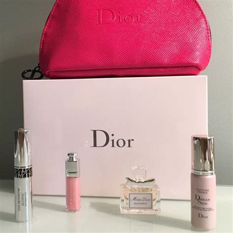 hot pink dior bag|dior beauty bag pink.